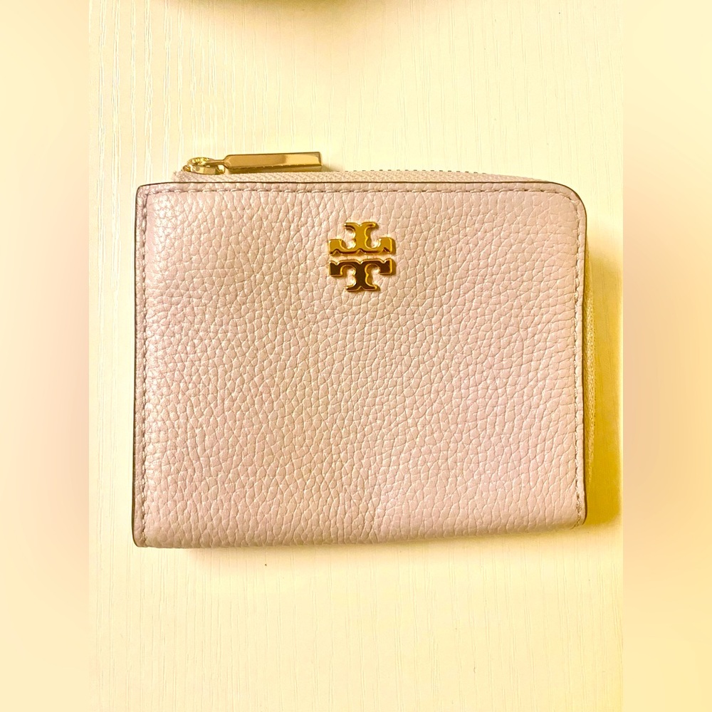 Tory Burch pebbled leather card holder with key ring